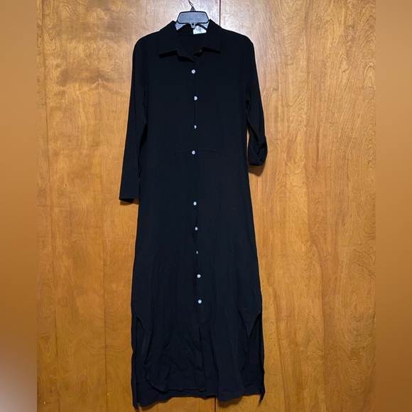 Dresses & Skirts - Long Sleeve Collard Button Down Shirt Dress Black With Side Slits Size Small
